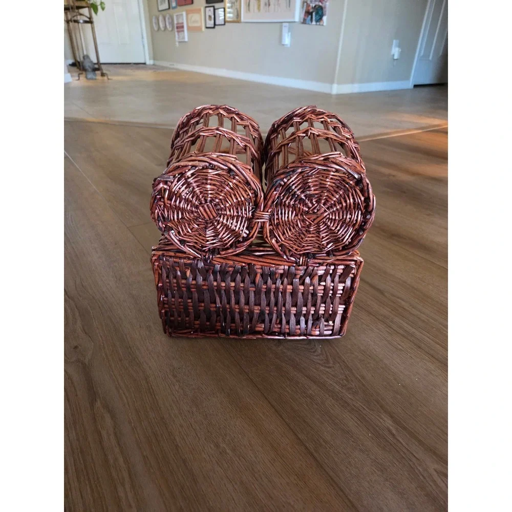 American Vintage handwoven willow